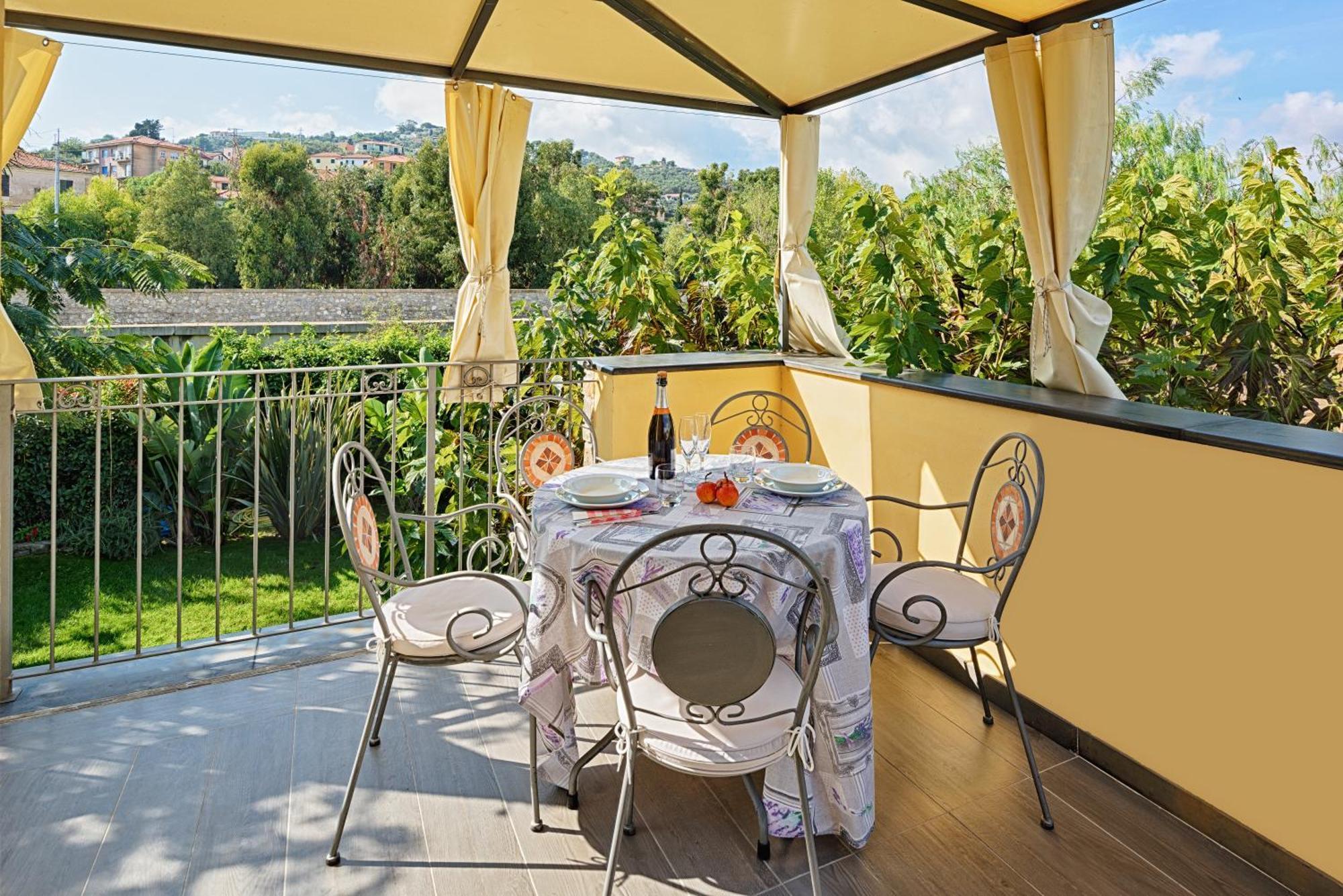 אימפריה Casa Vacanze Nel Giardino Di Renzo מראה חיצוני תמונה